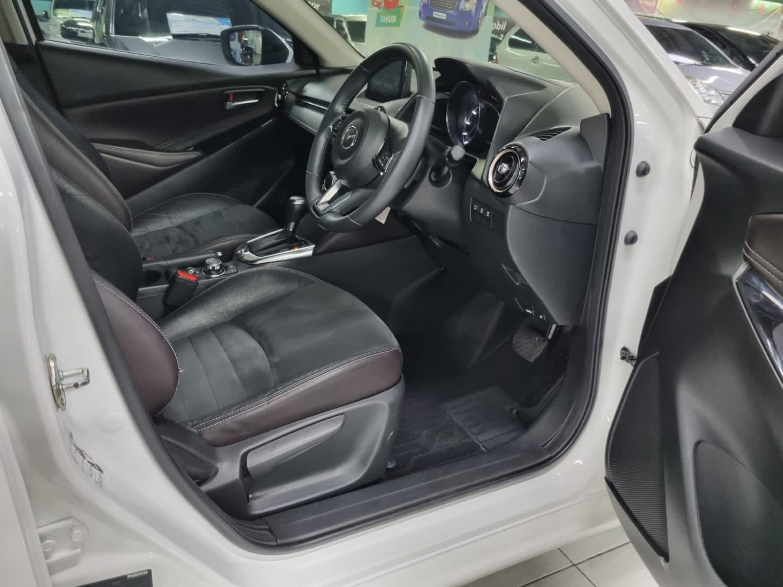 2017 Mazda 2 2017 Mazda 2