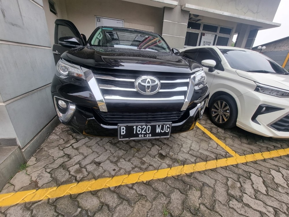 2020 Toyota Fortuner