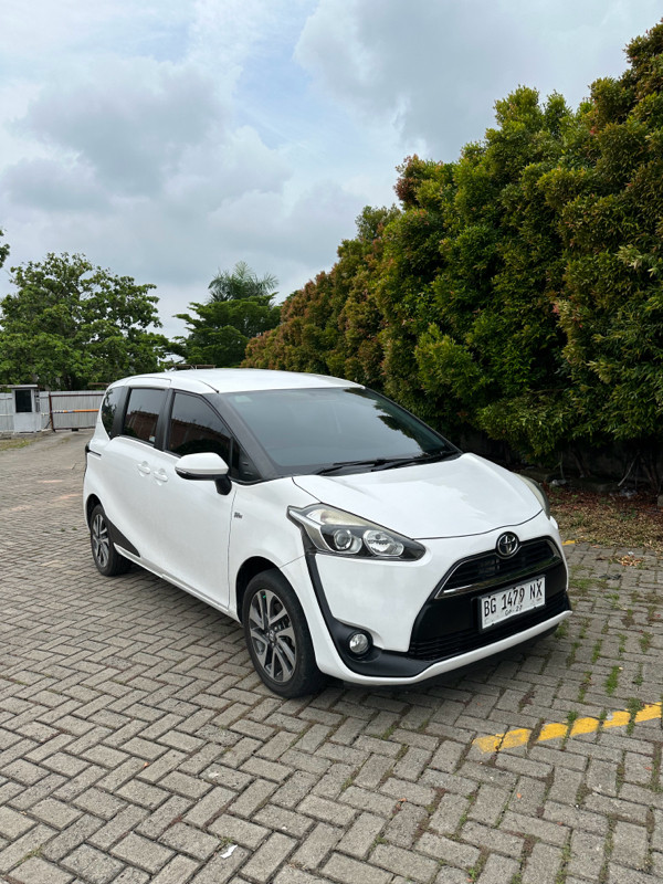 2017 Toyota Sienta
