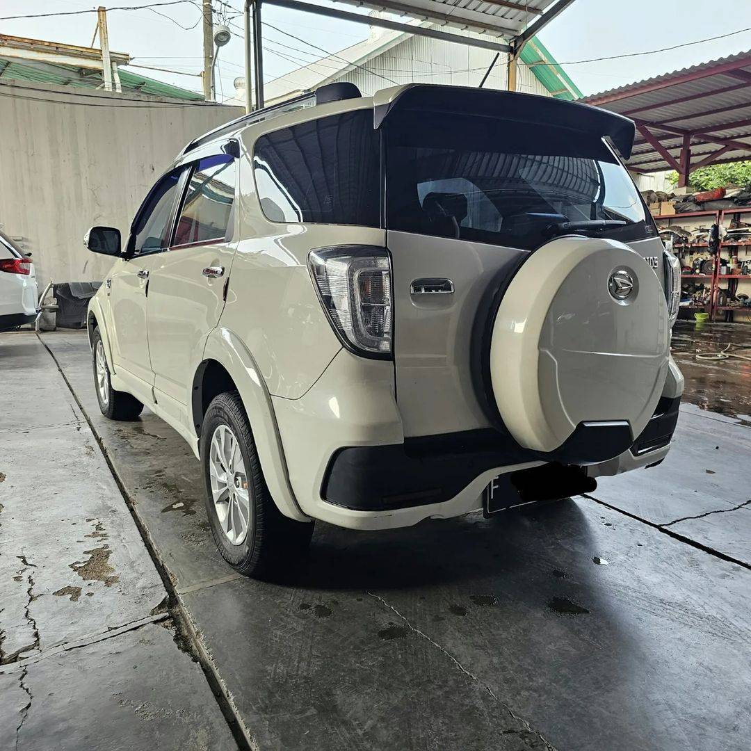 2017 Daihatsu Terios R A/T 2017 Daihatsu Terios R A/T