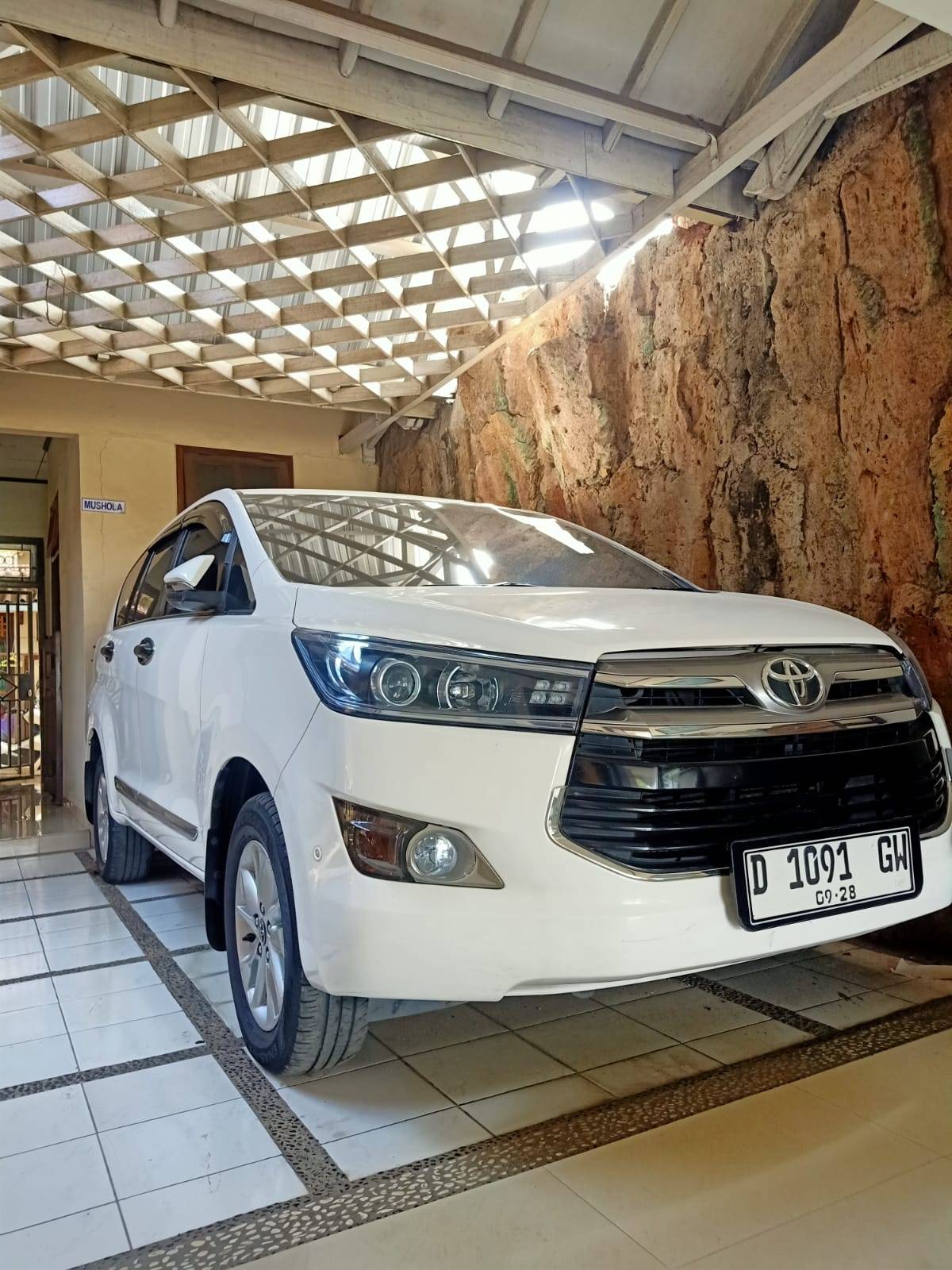2018 Toyota Kijang Innova Bekas 2018 Toyota Kijang Innova Bekas