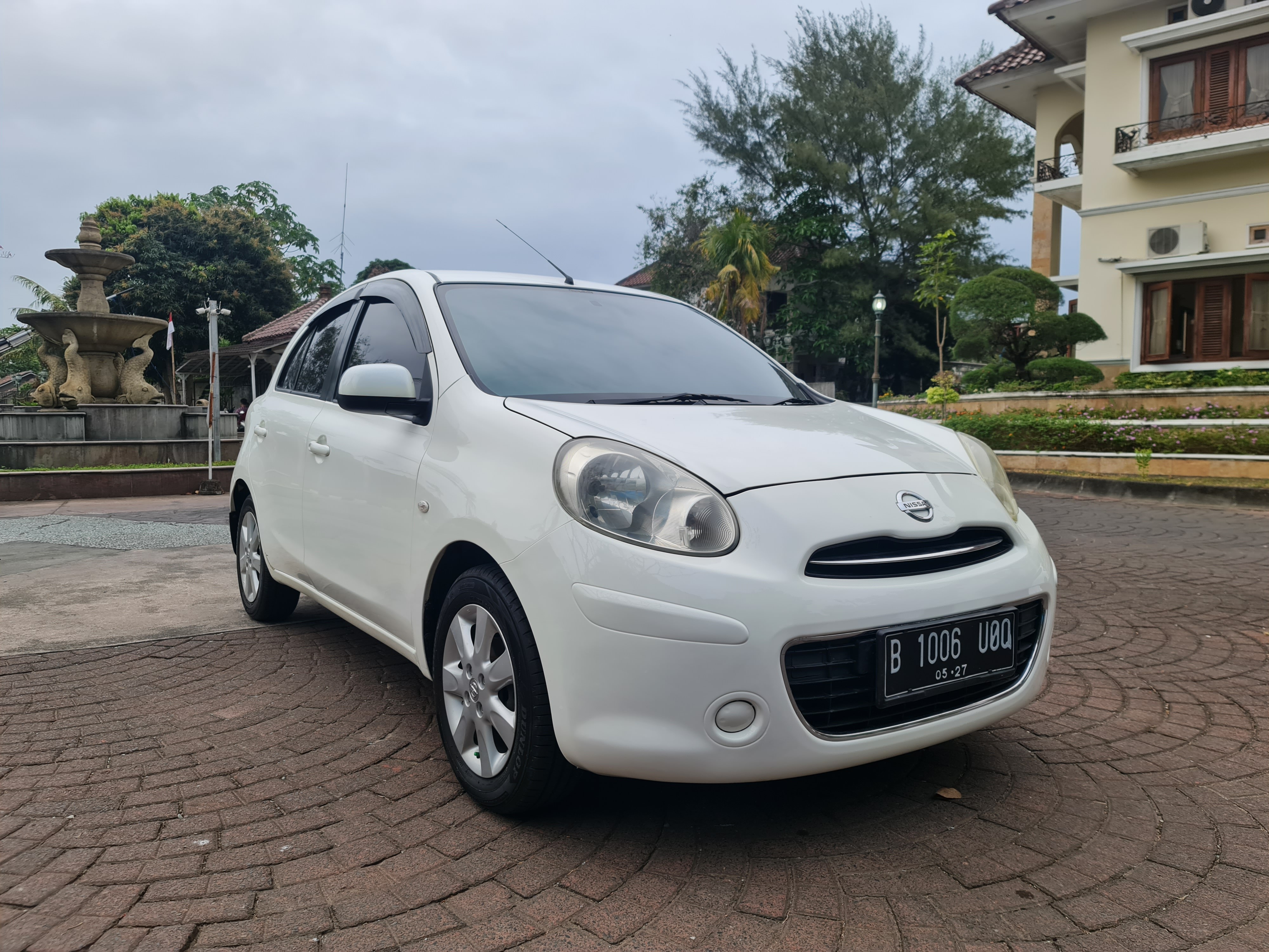 2012 Nissan March 1.2L XS AT 2012 Nissan March 1.2L XS AT