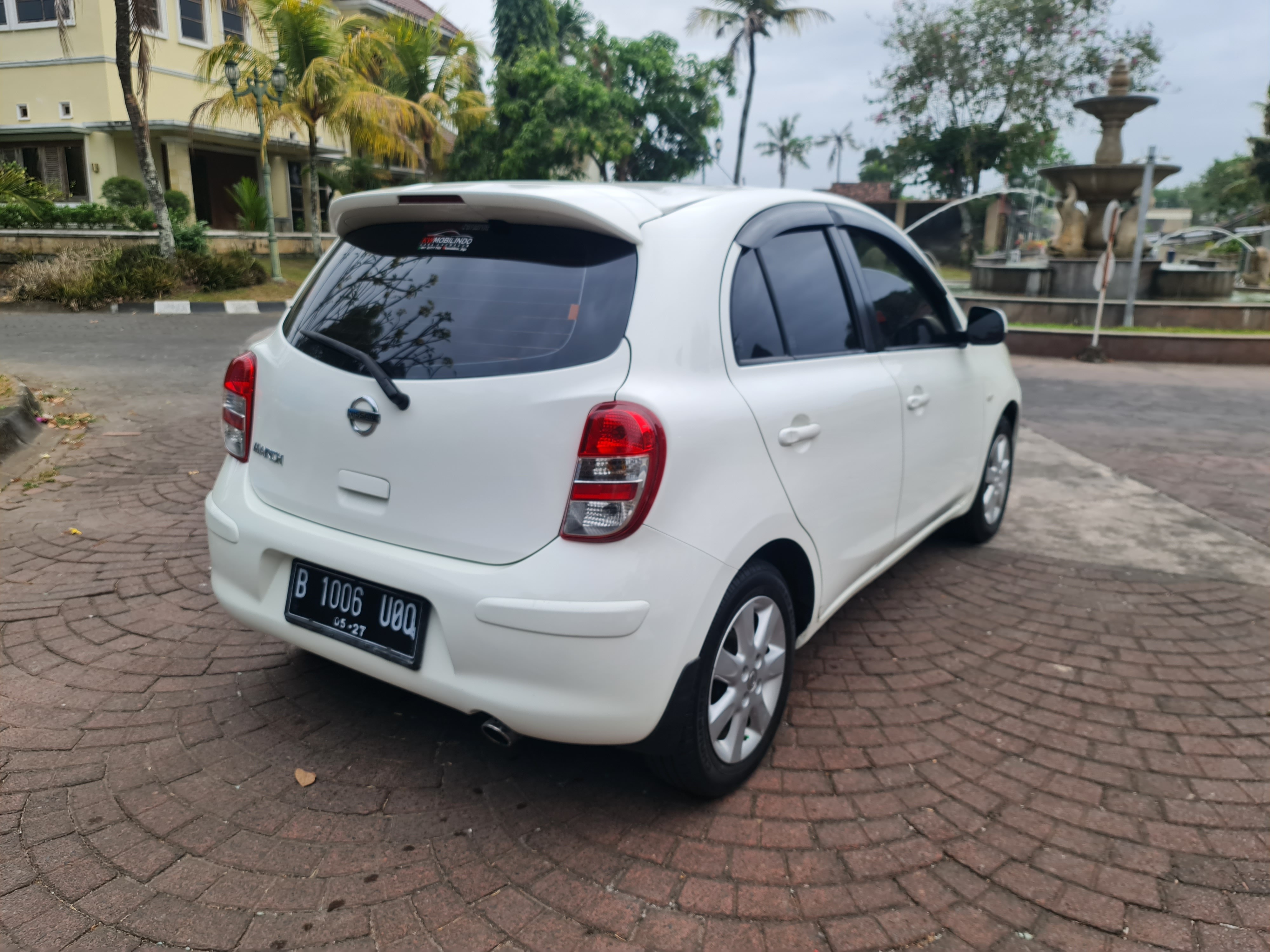 2012 Nissan March 1.2L XS AT 2012 Nissan March 1.2L XS AT