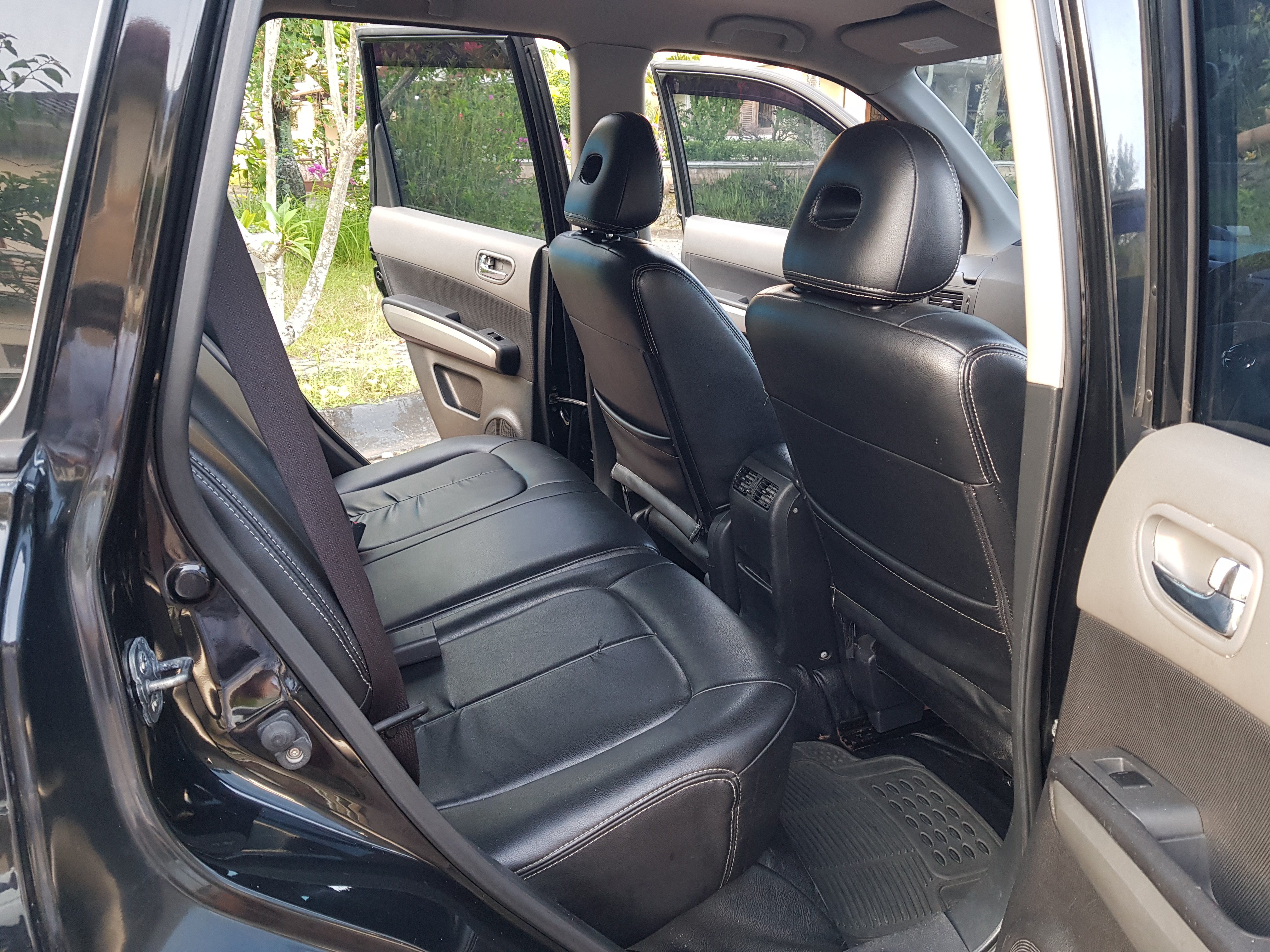 2009 Nissan X Trail ST 2.5L AT 2009 Nissan X Trail ST 2.5L AT