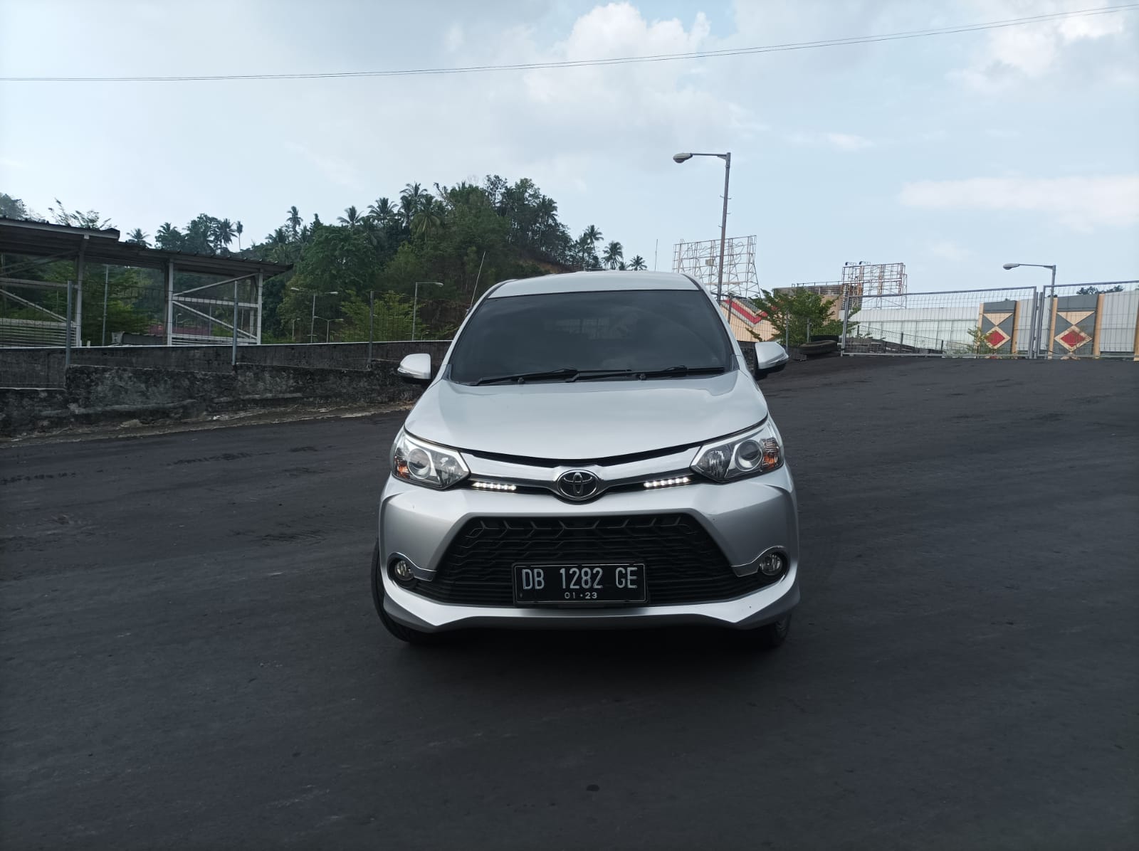 2017 Toyota Avanza Veloz Bekas 2017 Toyota Avanza Veloz Bekas