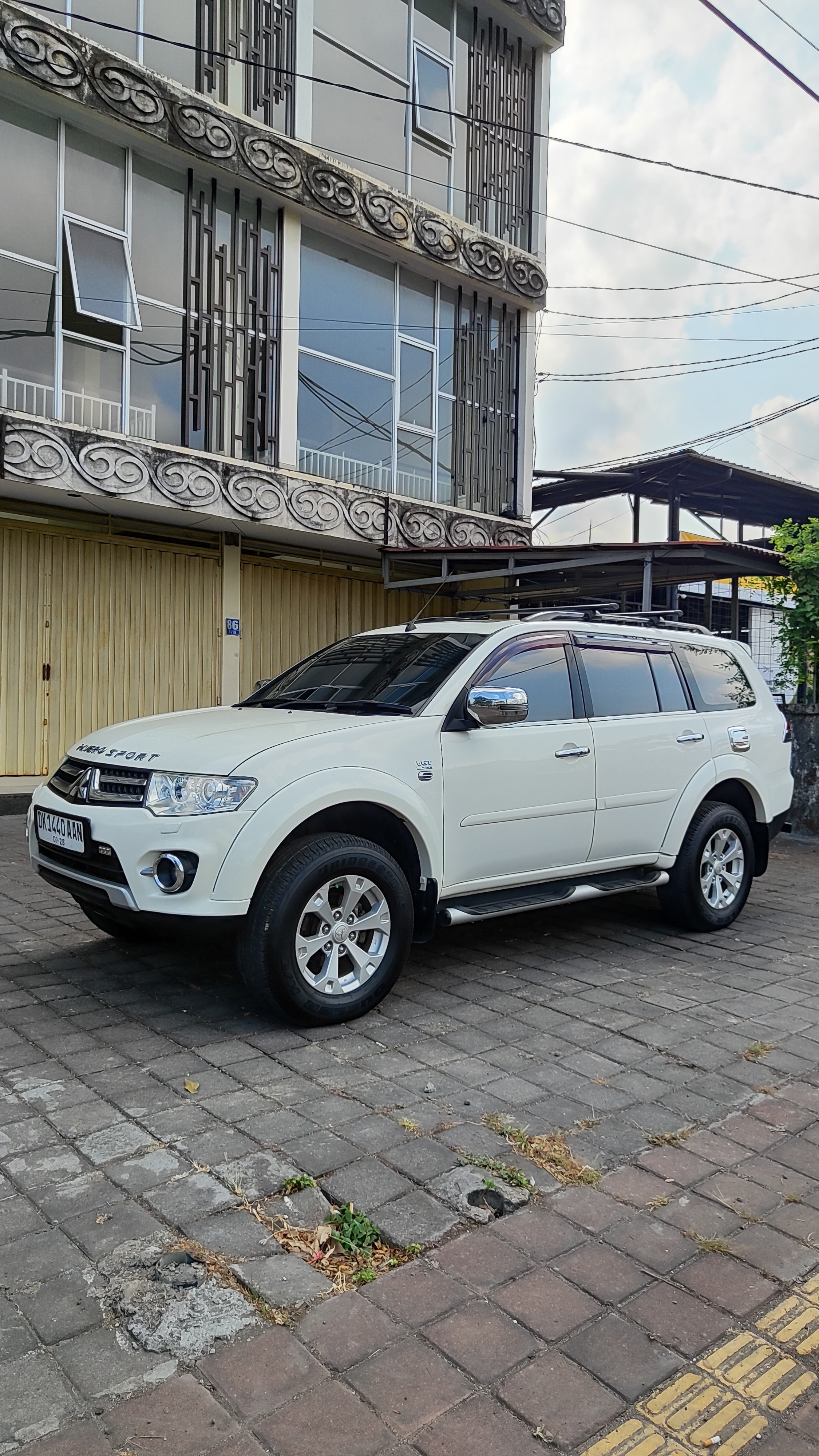 2015 Mitsubishi Pajero Sport 2015 Mitsubishi Pajero Sport