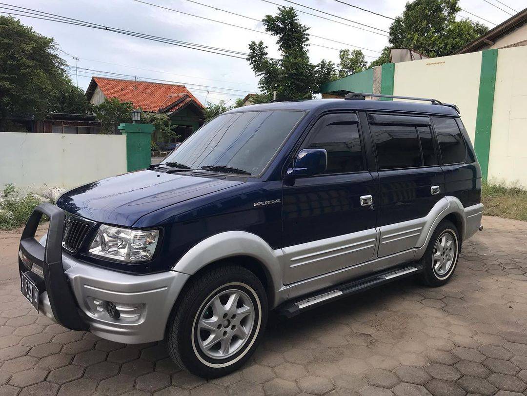 Second Hand 2002 Mitsubishi Kuda Second Hand 2002 Mitsubishi Kuda