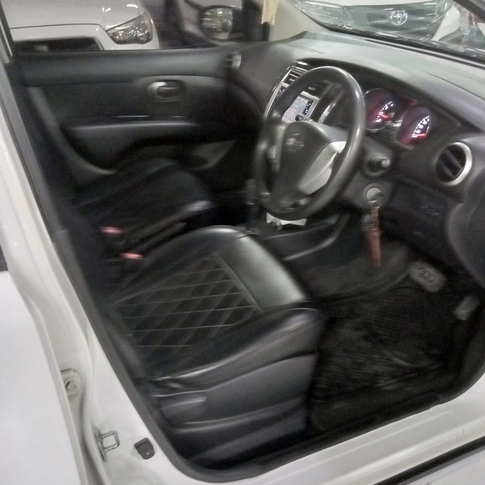 2017 Nissan Grand Livina 2017 Nissan Grand Livina