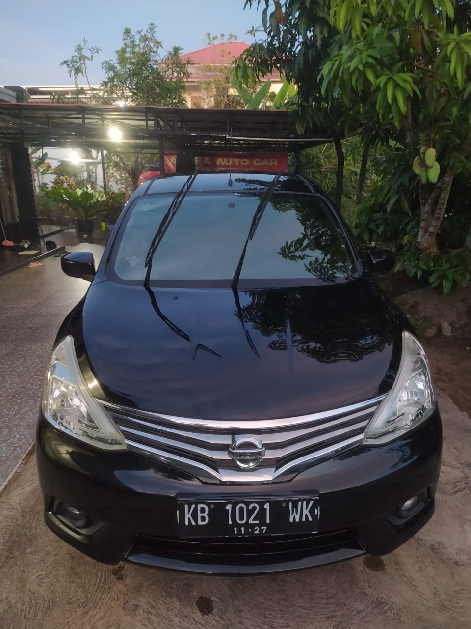 2017 Nissan Grand Livina