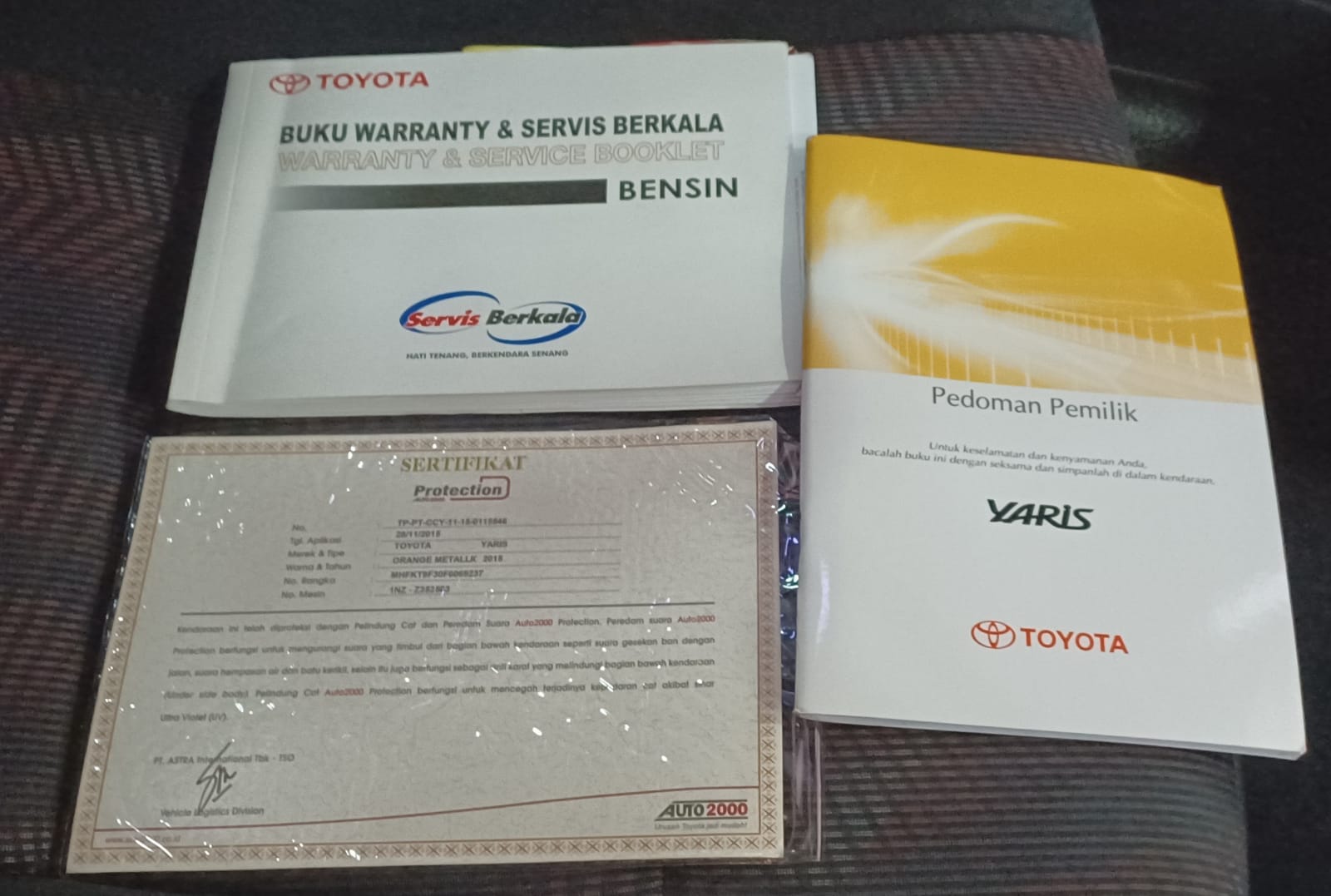 2015 Toyota Yaris 2015 Toyota Yaris