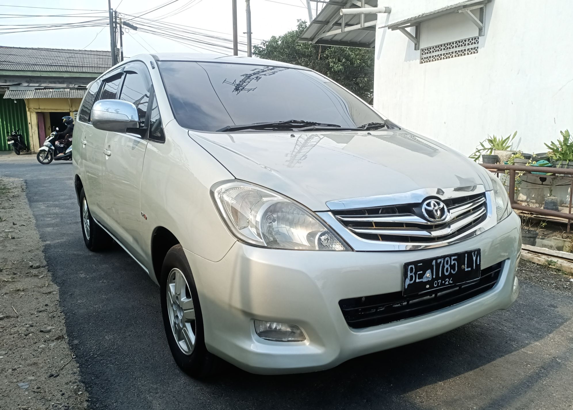 2004 Toyota Kijang Innova 2004 Toyota Kijang Innova