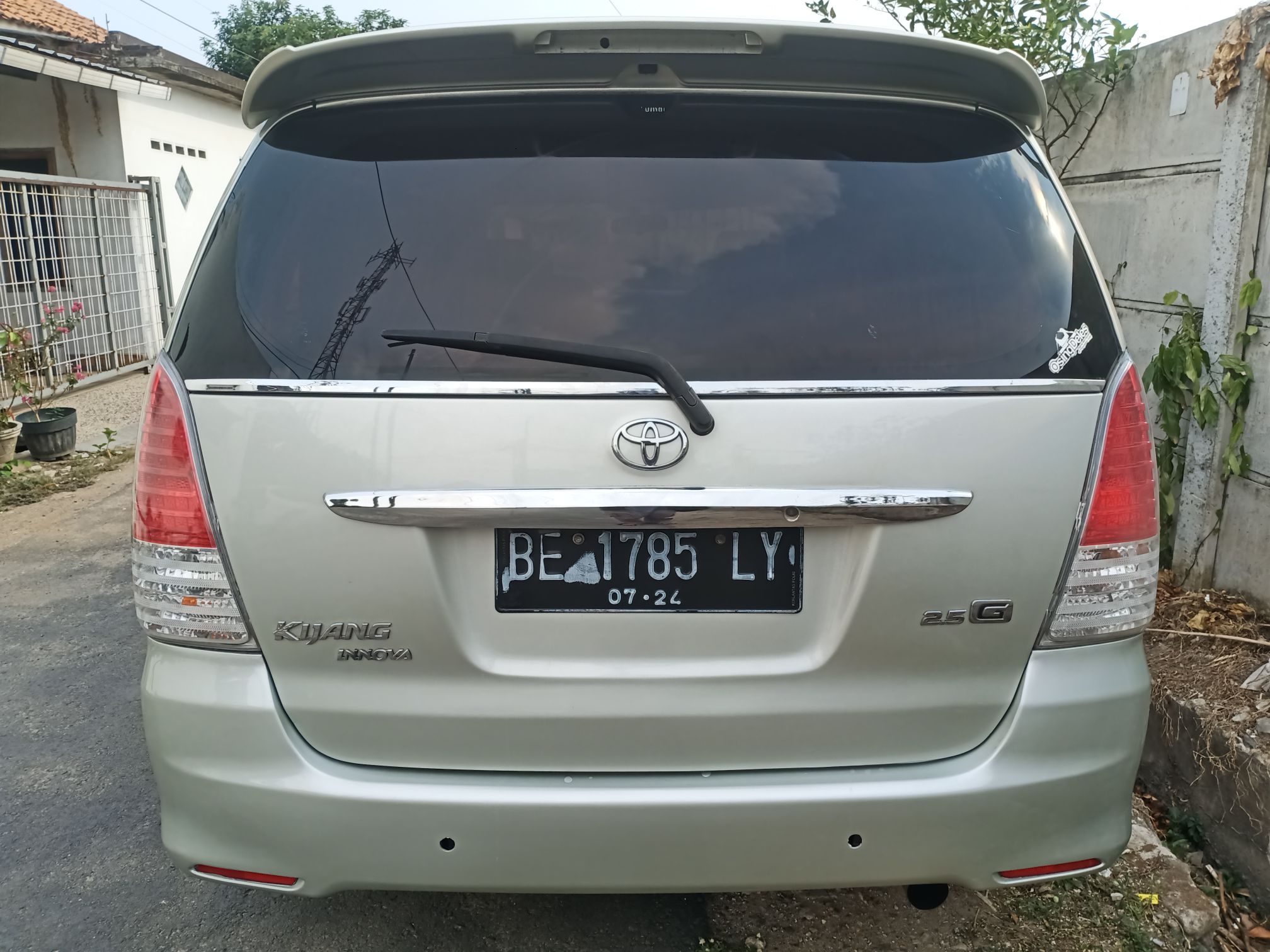 2004 Toyota Kijang Innova 2004 Toyota Kijang Innova