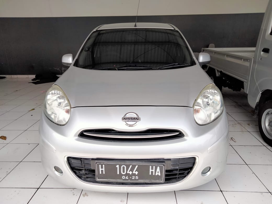 2012 Nissan March Bekas 2012 Nissan March Bekas