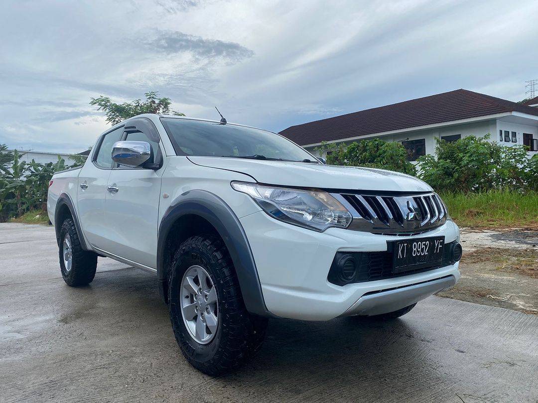 2017 Mitsubishi Strada 2017 Mitsubishi Strada