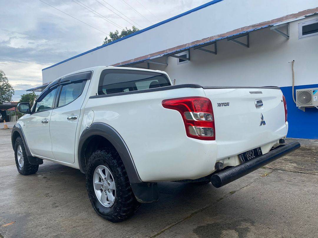 2017 Mitsubishi Strada 2017 Mitsubishi Strada