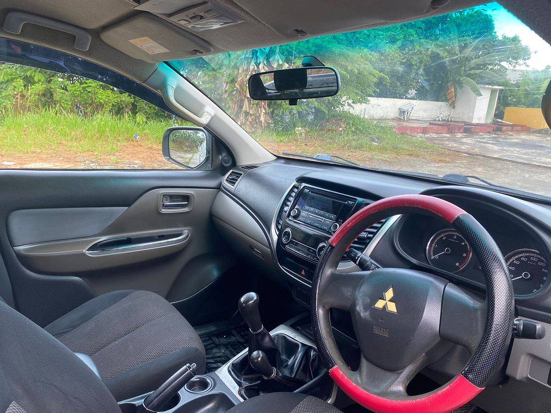 2017 Mitsubishi Strada 2017 Mitsubishi Strada