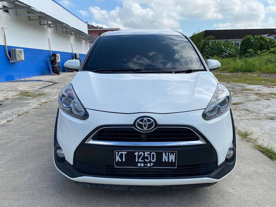 Used 2017 Toyota Sienta Used 2017 Toyota Sienta