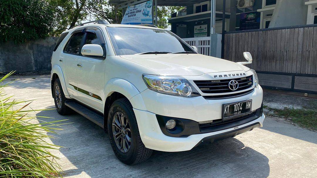 2015 Toyota Fortuner  2015 Toyota Fortuner