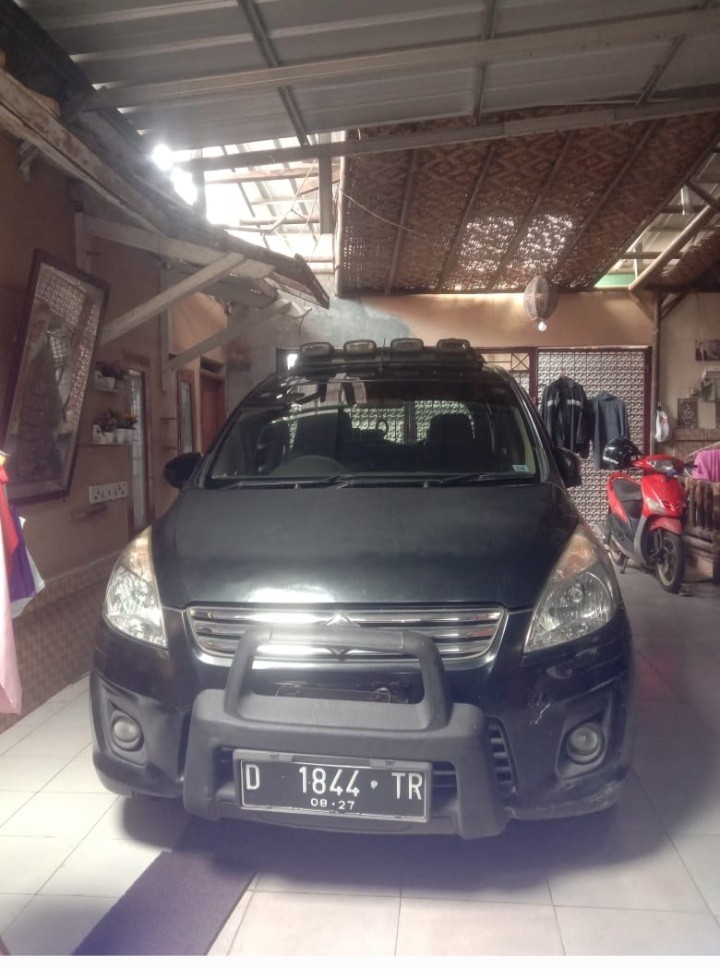 2014 Suzuki Ertiga  2014 Suzuki Ertiga