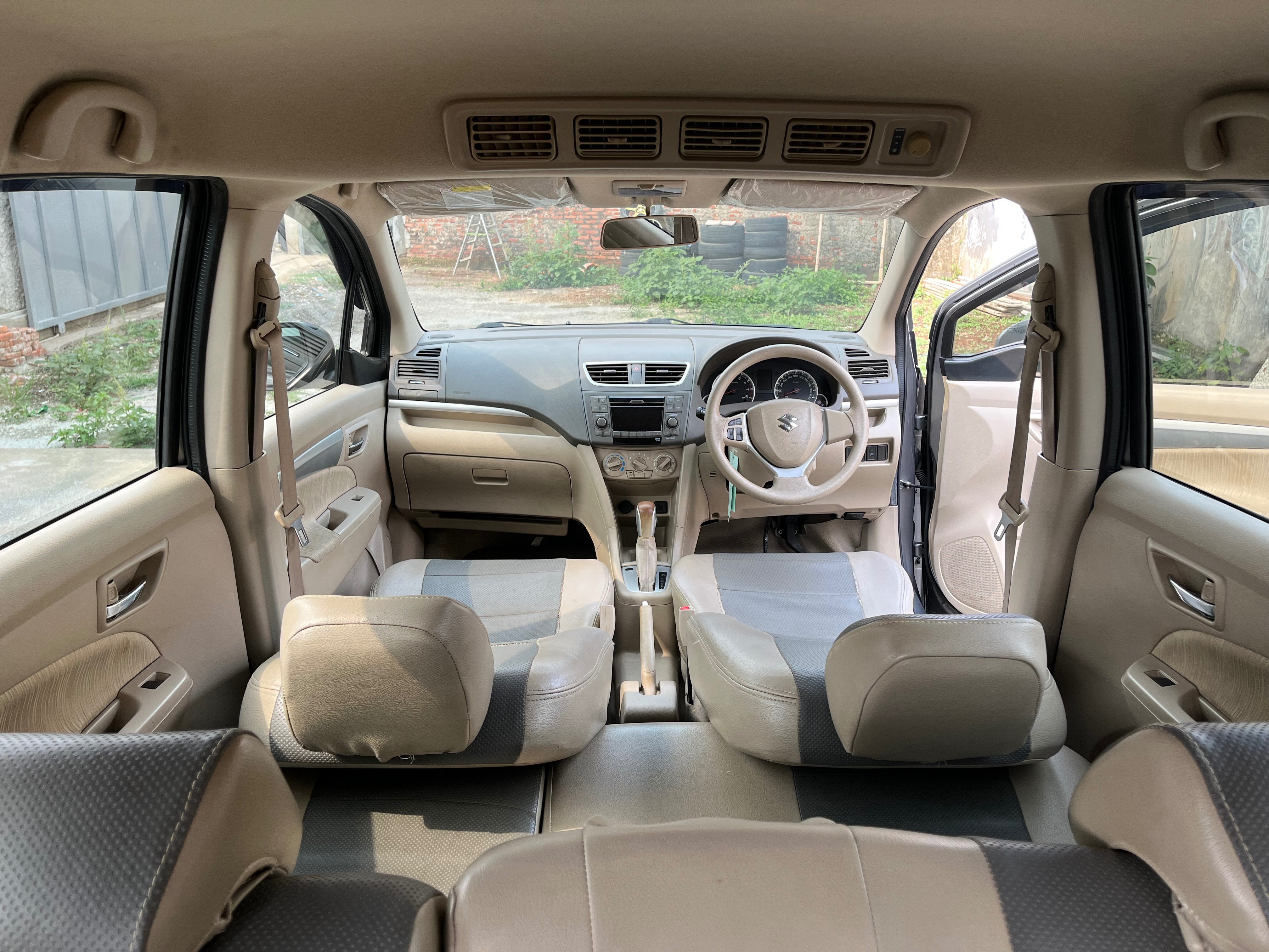 2013 Suzuki Ertiga 2013 Suzuki Ertiga