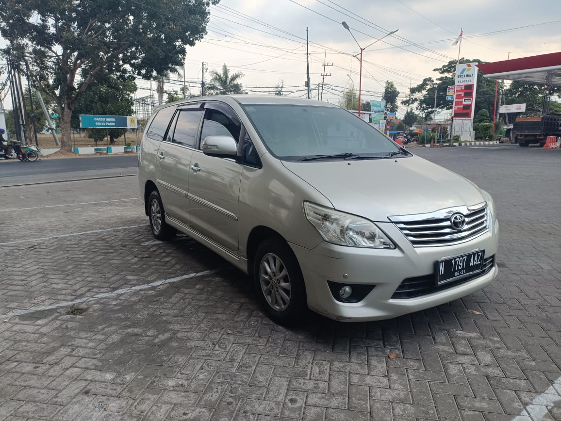 2012 Toyota Kijang Innova 2012 Toyota Kijang Innova