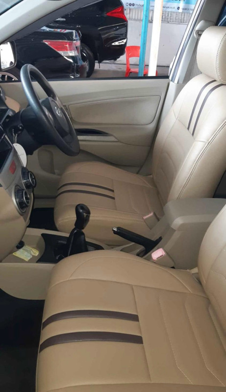 2013 Daihatsu Xenia 2013 Daihatsu Xenia