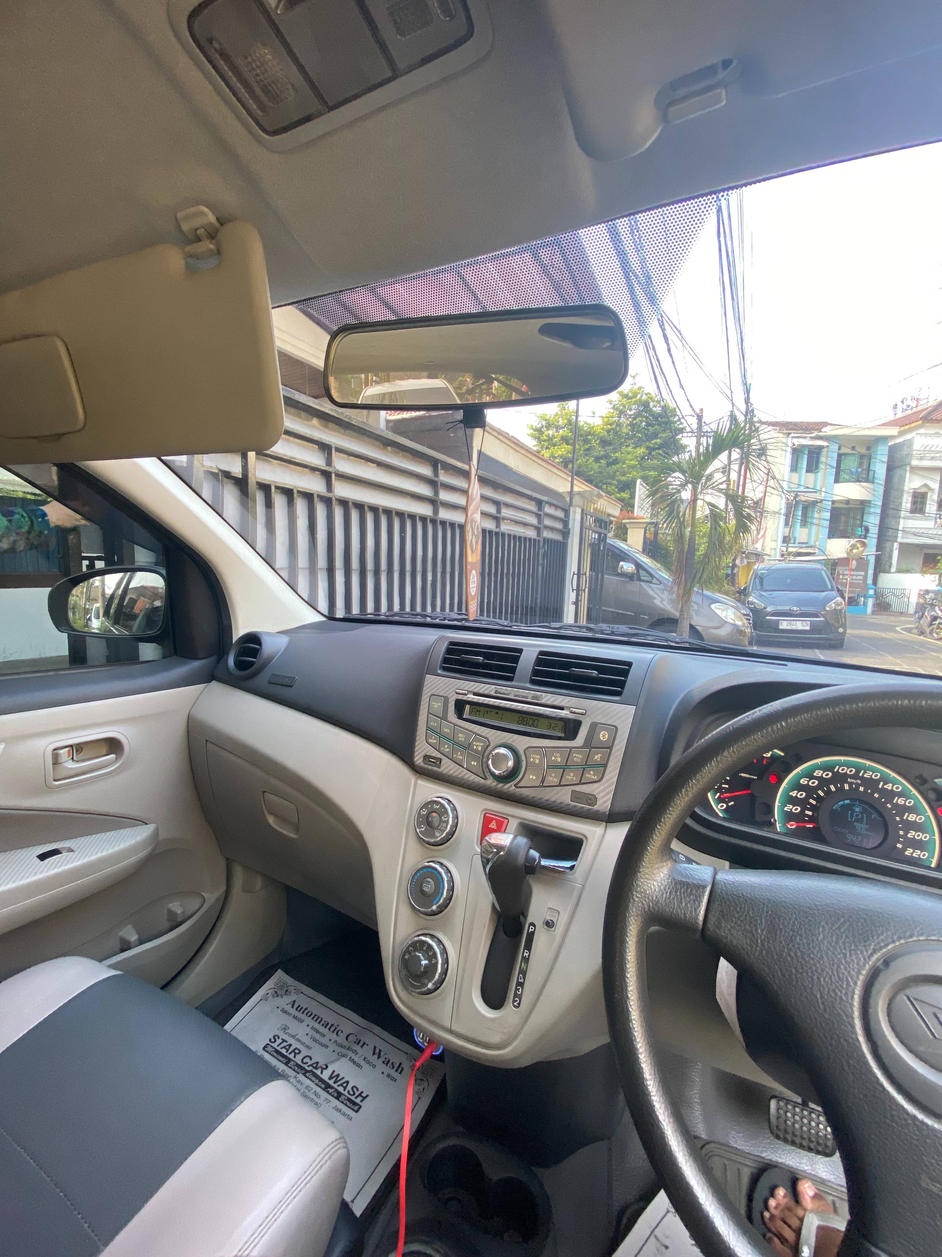 2012 Daihatsu Sirion 2012 Daihatsu Sirion