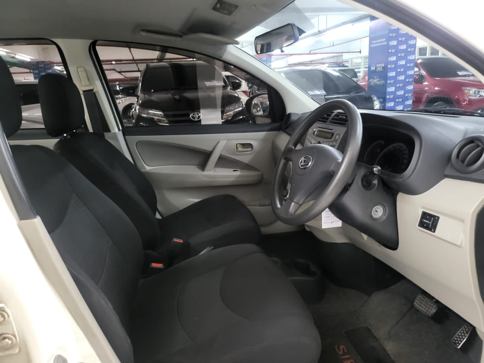 2012 Daihatsu Sirion 2012 Daihatsu Sirion