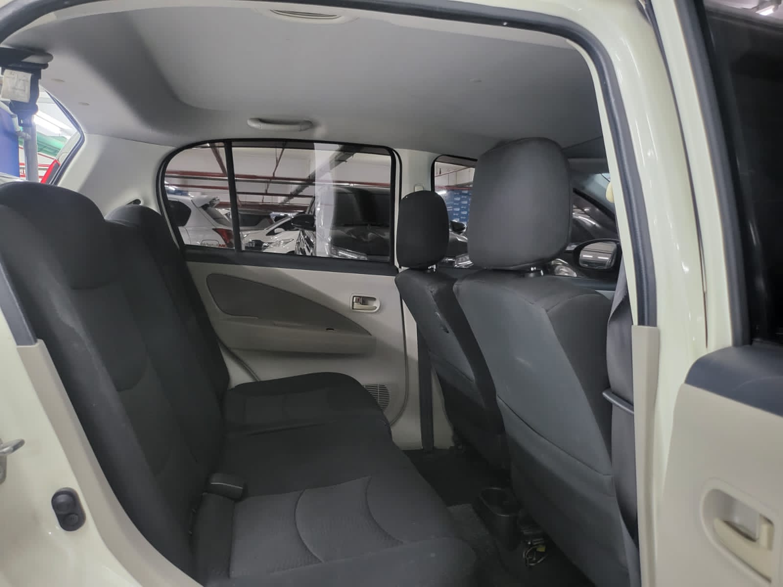 2012 Daihatsu Sirion 2012 Daihatsu Sirion