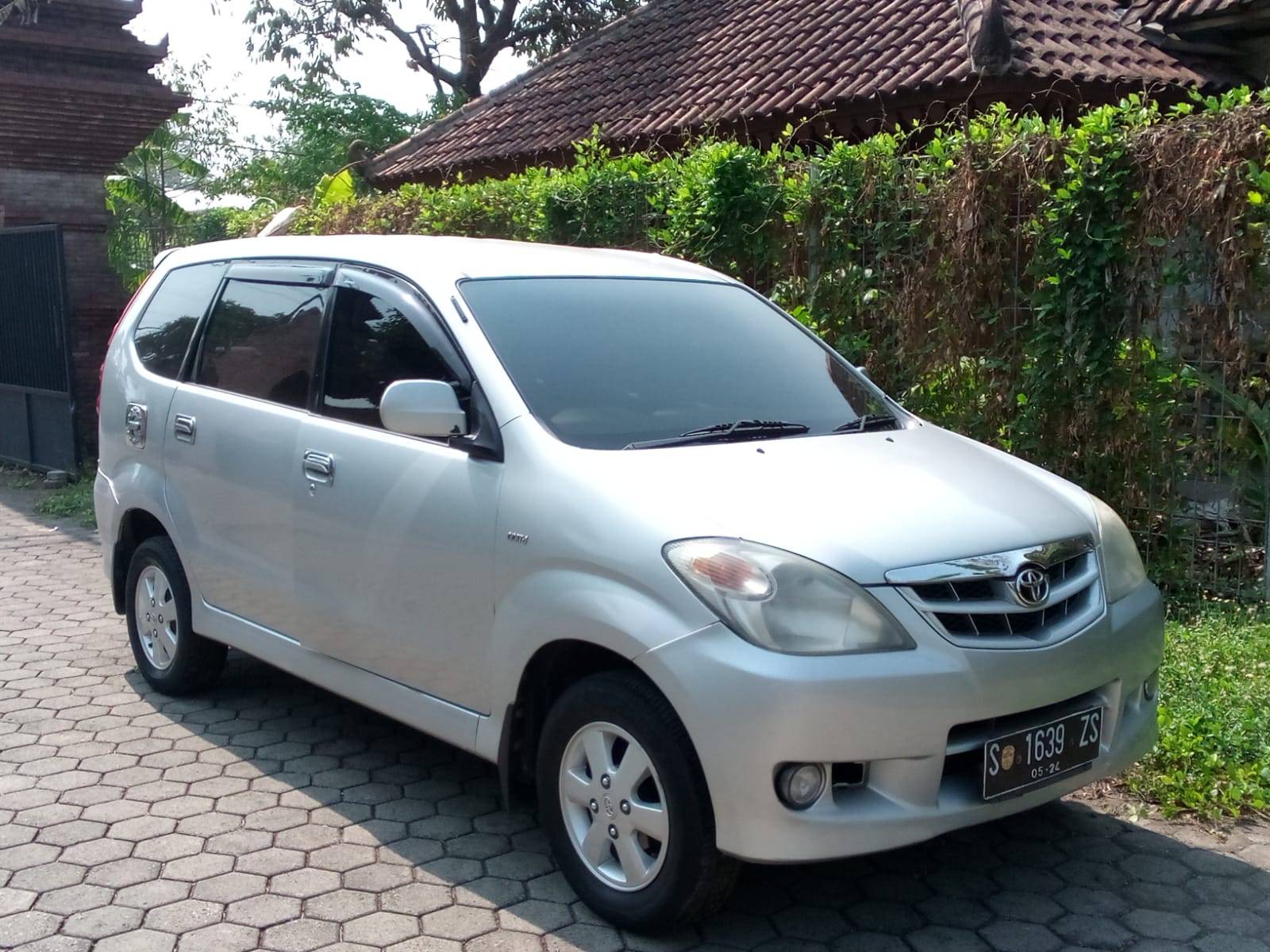 Second Hand 2009 Toyota Avanza Second Hand 2009 Toyota Avanza