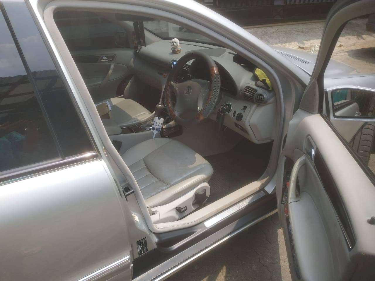 2005 Mercedes Benz C-Class 2005 Mercedes Benz C-Class