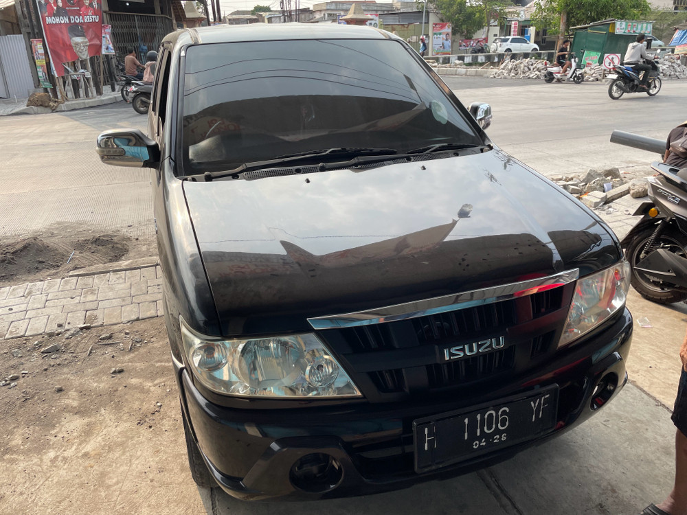 2016 Isuzu Panther Bekas 2016 Isuzu Panther Bekas