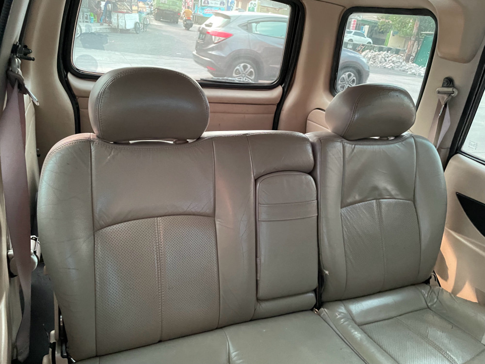 2016 Isuzu Panther 2016 Isuzu Panther