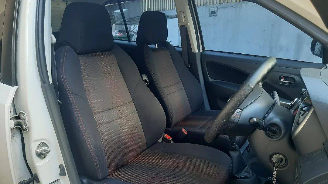 2015 Daihatsu Sirion 1.3L D AT 2015 Daihatsu Sirion 1.3L D AT