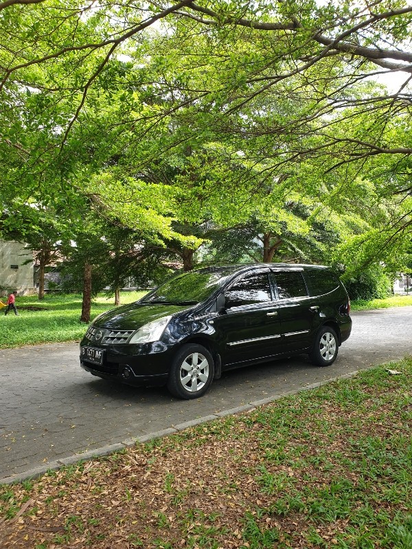 2010 Nissan Grand Livina