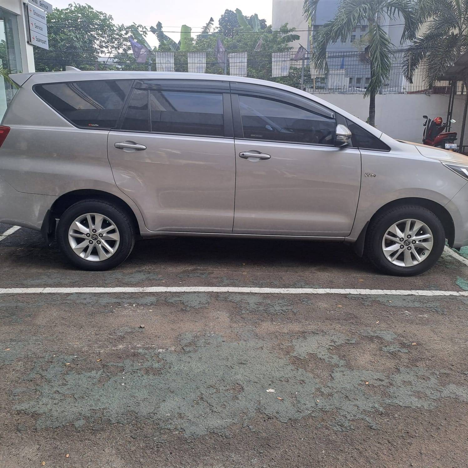 2018 Toyota Kijang Innova 2018 Toyota Kijang Innova
