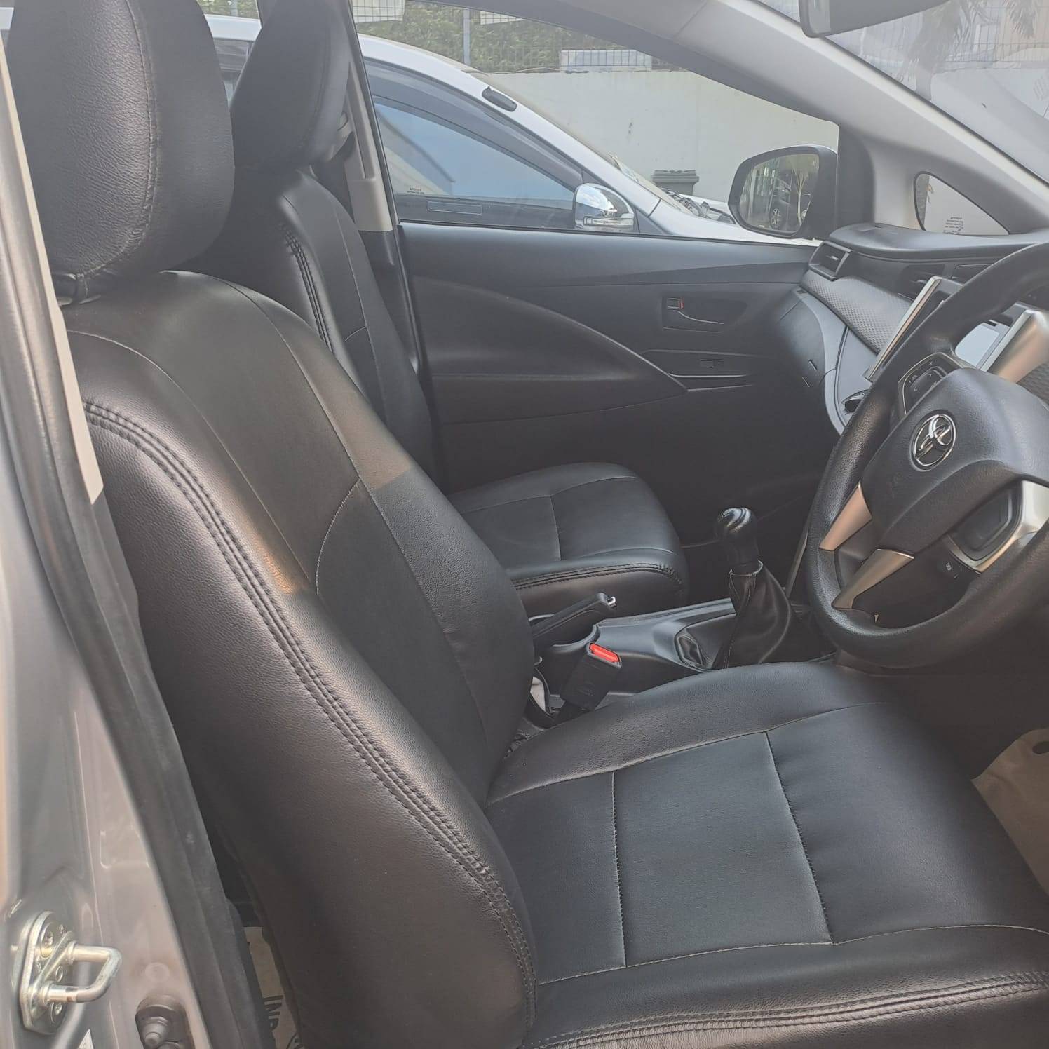 2018 Toyota Kijang Innova 2018 Toyota Kijang Innova