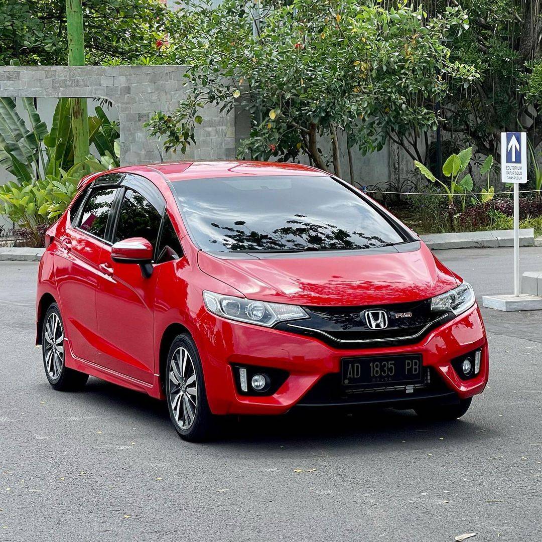 Second Hand 2014 Honda Jazz Second Hand 2014 Honda Jazz