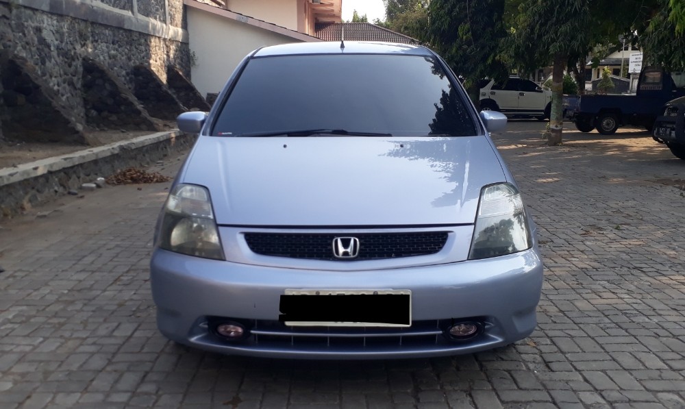 2002 Honda Stream