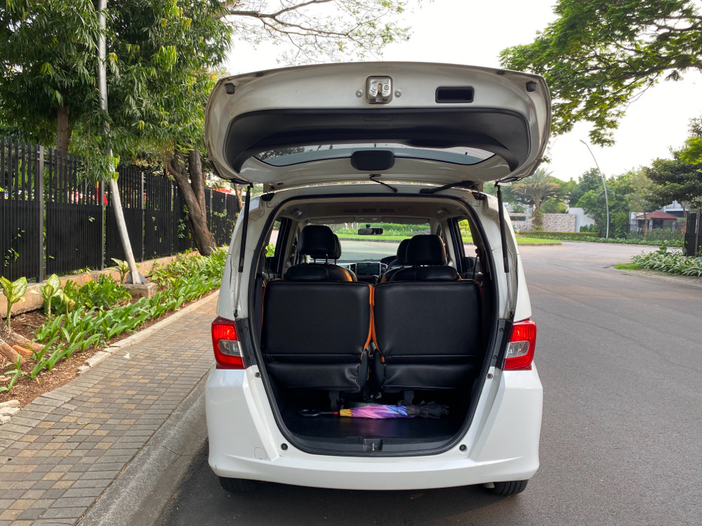 2013 Honda Freed 2013 Honda Freed