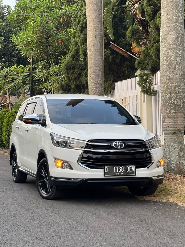 2019 Toyota Venturer