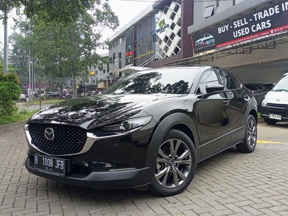 Spesifikasi Mazda CX-30 2024 - konfigurasi & Fitur | Oto