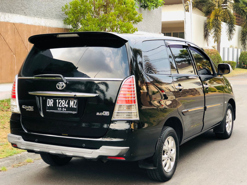 2011 Toyota Kijang Innova 2011 Toyota Kijang Innova