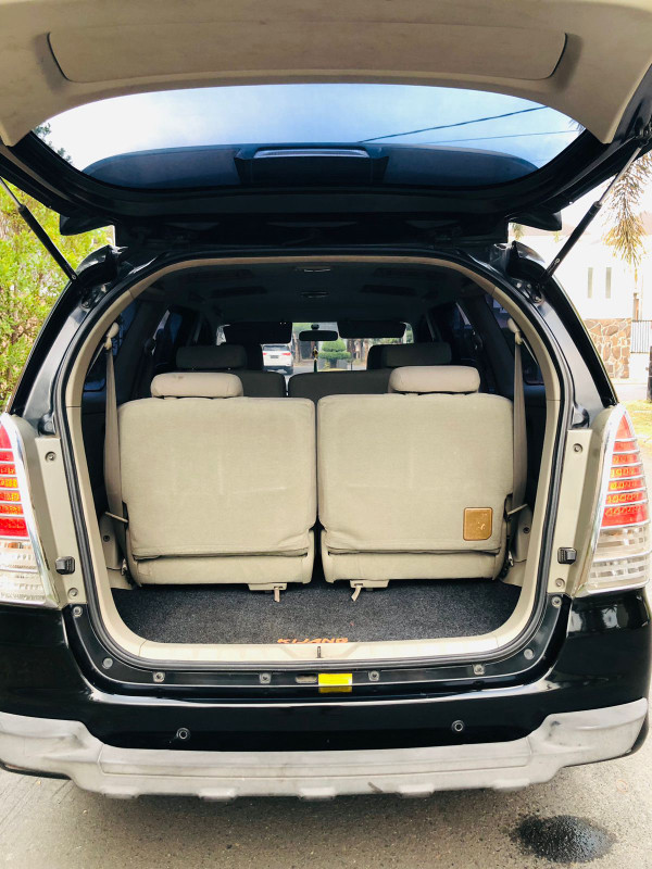 2011 Toyota Kijang Innova 2011 Toyota Kijang Innova