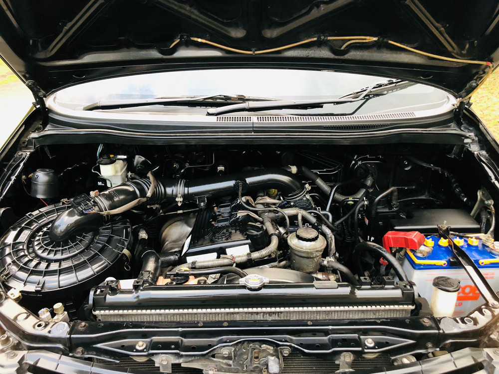 2011 Toyota Kijang Innova 2011 Toyota Kijang Innova