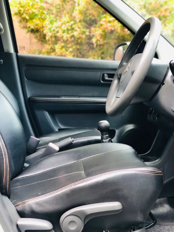 2011 Suzuki Swift 2011 Suzuki Swift