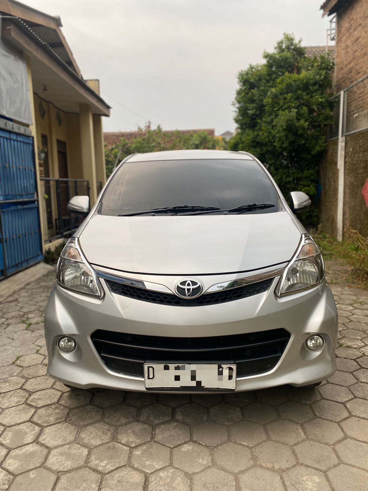 2012 Toyota Avanza Veloz Bekas 2012 Toyota Avanza Veloz Bekas