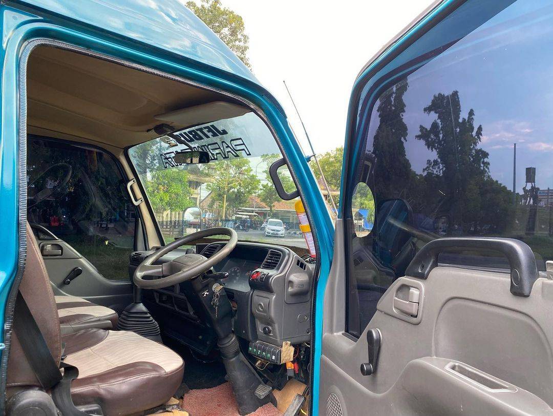 2015 Isuzu Traga 2015 Isuzu Traga