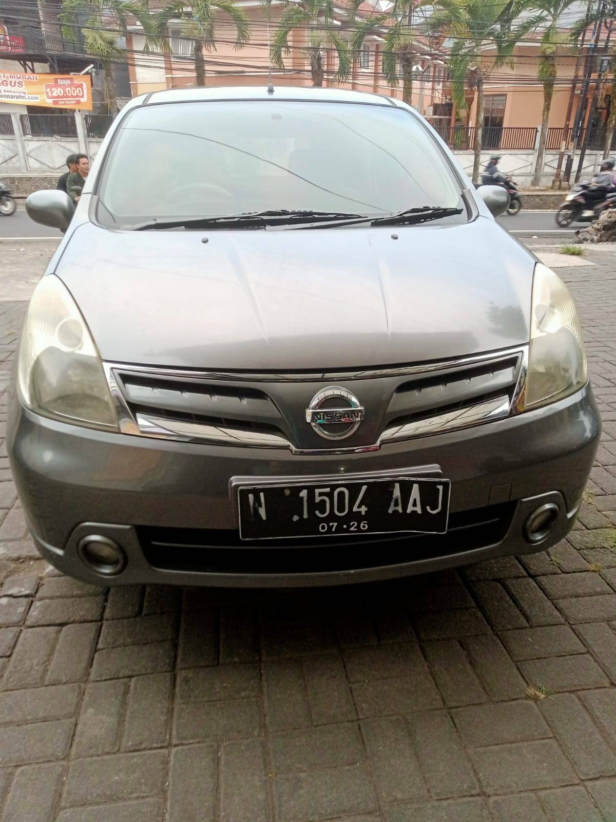 Second Hand 2011 Nissan Livina Second Hand 2011 Nissan Livina