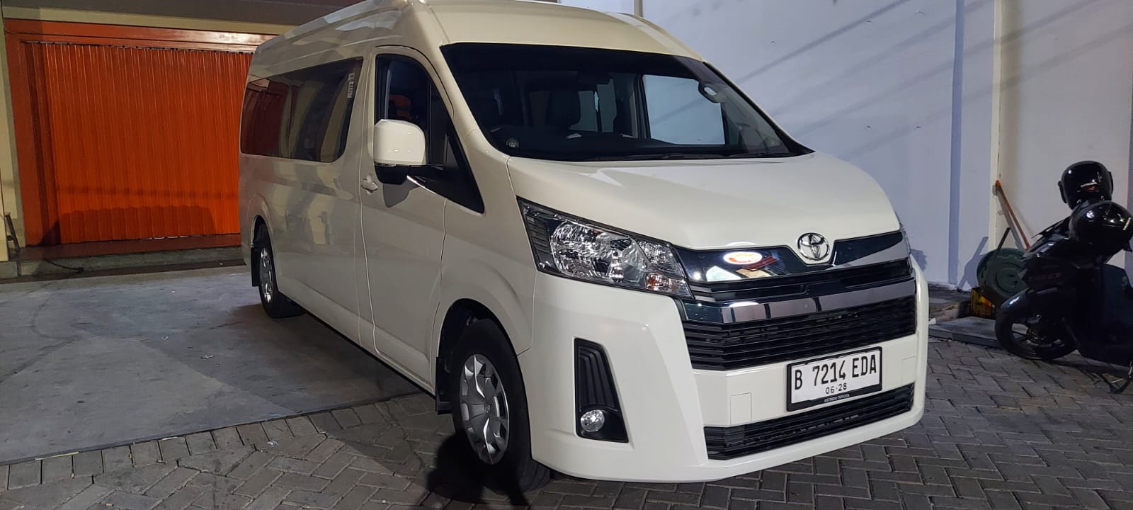 2023 Toyota Hiace Premio 2023 Toyota Hiace Premio